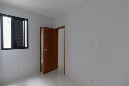 Casa à venda com 100m², 3 quartos e 2 vagas Casa à venda com 100m², 3 quartos e 2 vagasSuíte 2