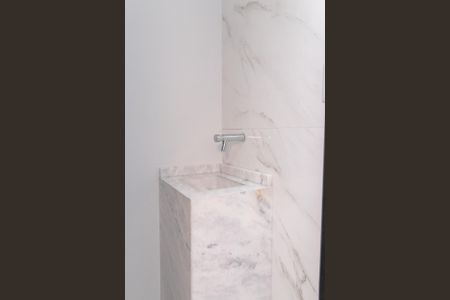 Casa à venda com 100m², 3 quartos e 2 vagasLavabo