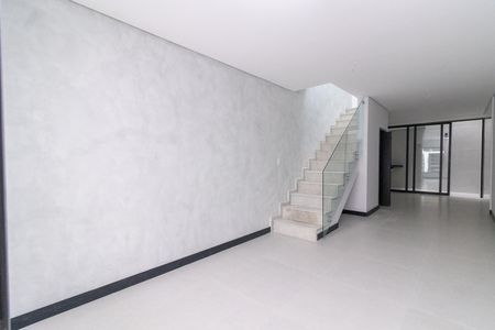 Sala de casa à venda com 3 quartos, 100m² em Vila Ré, São Paulo