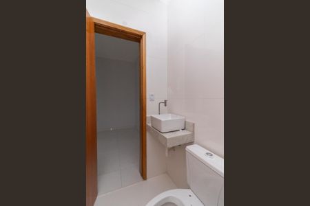 Casa à venda com 100m², 3 quartos e 2 vagasBanheiro da Suíte 3