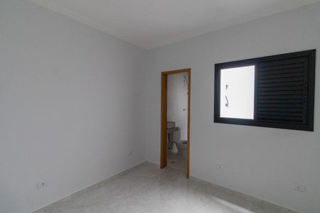 Casa à venda com 100m², 3 quartos e 2 vagas Casa à venda com 100m², 3 quartos e 2 vagasSuíte 1