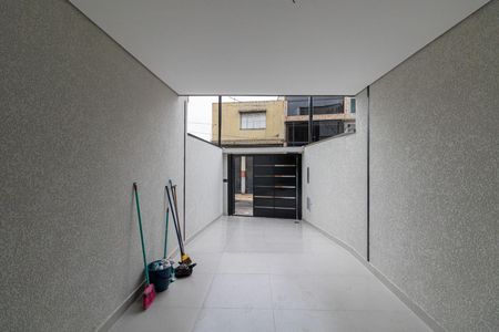 Casa à venda com 100m², 3 quartos e 2 vagas Casa à venda com 100m², 3 quartos e 2 vagasGaragem