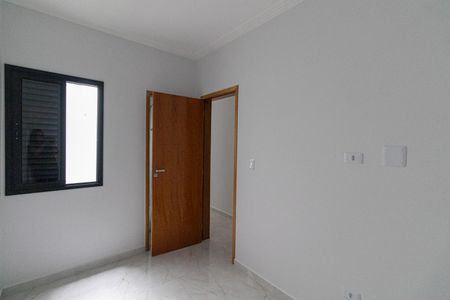 Casa à venda com 100m², 3 quartos e 2 vagas Casa à venda com 100m², 3 quartos e 2 vagasSuíte 2