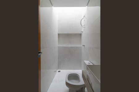 Casa à venda com 100m², 3 quartos e 2 vagas Casa à venda com 100m², 3 quartos e 2 vagasBanheiro Suíte 3