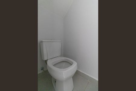 Casa à venda com 100m², 3 quartos e 2 vagas Casa à venda com 100m², 3 quartos e 2 vagasLavabo