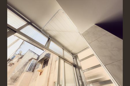 Apartamento à venda com 70m², 3 quartos e 1 vagaÁrea de Serviço