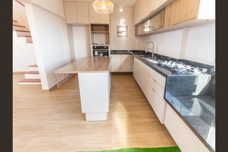 Apartamento à venda com 130m², 3 quartos e 2 vagas Apartamento à venda com 130m², 3 quartos e 2 vagasCozinha