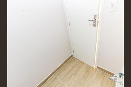 Apartamento à venda com 130m², 3 quartos e 2 vagas Apartamento à venda com 130m², 3 quartos e 2 vagasLavabo