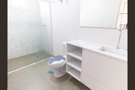 Apartamento à venda com 130m², 3 quartos e 2 vagas Apartamento à venda com 130m², 3 quartos e 2 vagasBanheiro da Suíte