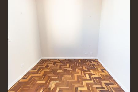 Apartamento à venda com 130m², 3 quartos e 2 vagas Apartamento à venda com 130m², 3 quartos e 2 vagasQuarto 1