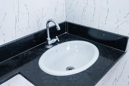 Casa para alugar com 60m², 1 quarto e sem vaga Casa para alugar com 60m², 1 quarto e sem vagaBanheiro Social