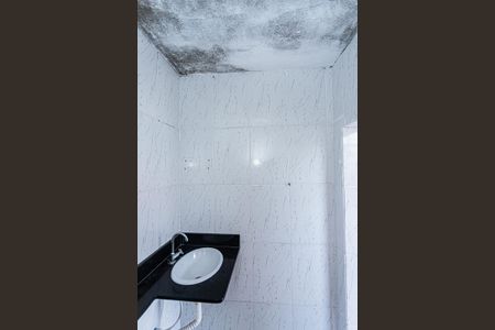 Casa para alugar com 60m², 1 quarto e sem vaga Casa para alugar com 60m², 1 quarto e sem vagaBanheiro Social