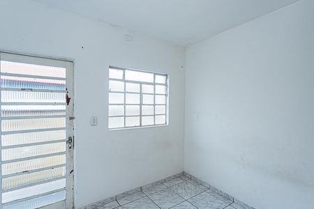 Sala de casa para alugar com 1 quarto, 60m² em Parque Maria Domitila, São Paulo