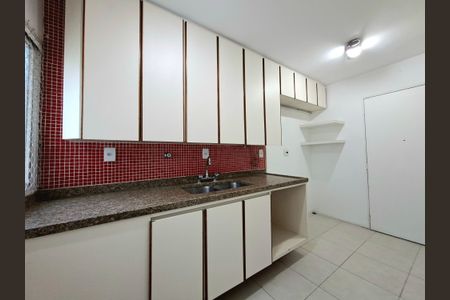 Apartamento para alugar com 120m², 2 quartos e 2 vagasCozinha