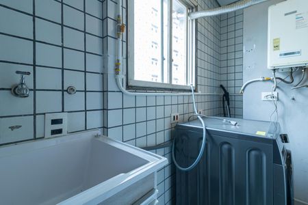 Apartamento à venda com 44m², 1 quarto e 1 vaga Apartamento à venda com 44m², 1 quarto e 1 vagaÁrea de Serviço