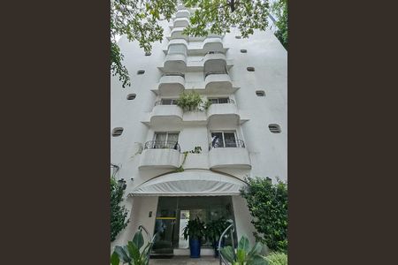 Apartamento à venda com 44m², 1 quarto e 1 vaga Apartamento à venda com 44m², 1 quarto e 1 vagaFachada do Prédio