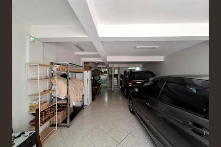 Casa à venda com 135m², 3 quartos e 3 vagas Casa à venda com 135m², 3 quartos e 3 vagasGaragem