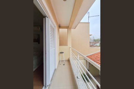 Casa à venda com 135m², 3 quartos e 3 vagas Casa à venda com 135m², 3 quartos e 3 vagasSacada Quarto 1