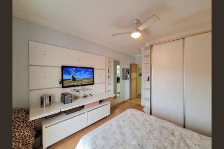 Casa à venda com 135m², 3 quartos e 3 vagas Casa à venda com 135m², 3 quartos e 3 vagasQuarto 1