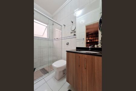 Casa à venda com 135m², 3 quartos e 3 vagas Casa à venda com 135m², 3 quartos e 3 vagasBanheiro Quarto 2