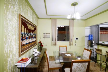 Copa de casa à venda com 4 quartos, 219m² em Parque São José, Belo Horizonte