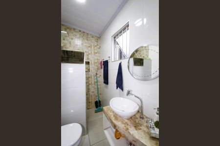 Casa à venda com 219m², 4 quartos e 4 vagasBanheiro 2 casa 2