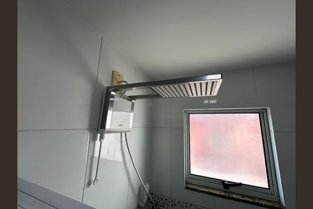 Casa para alugar com 160m², 3 quartos e 2 vagasBanheiro Social
