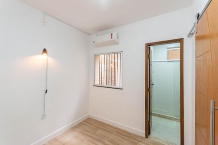 Casa à venda com 120m², 3 quartos e sem vagaSuíte