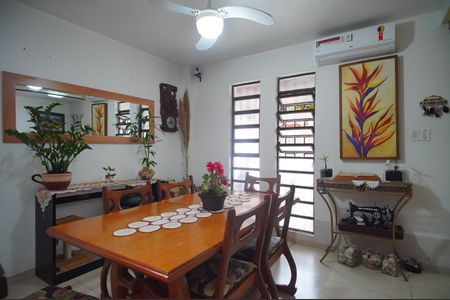 Casa à venda com 135m², 3 quartos e 2 vagasSala de Jantar