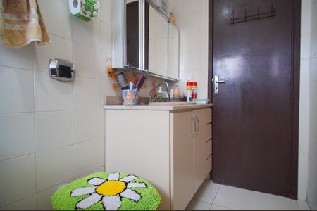 Casa à venda com 135m², 3 quartos e 2 vagasBanheiro da Suíte