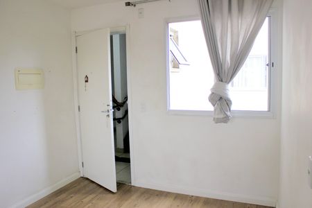 Sala de apartamento para alugar com 2 quartos, 38m² em Jardim Albertina, Guarulhos