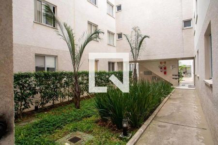 Apartamento para alugar com 38m², 2 quartos e 1 vagaÁrea comum