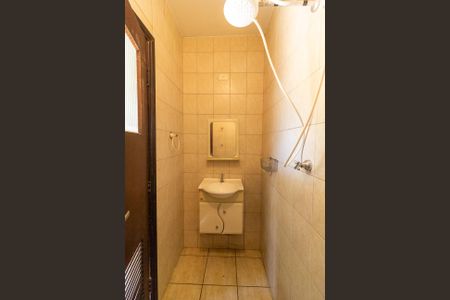 Casa à venda com 250m², 3 quartos e 4 vagasBanheiro de Serviço