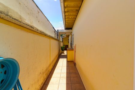 Casa à venda com 250m², 3 quartos e 4 vagasQuintal