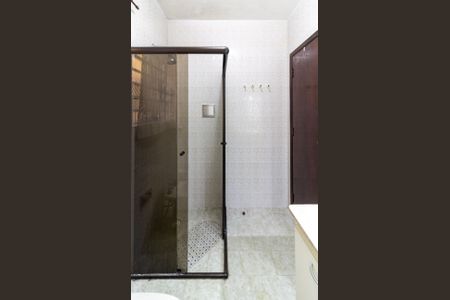 Casa à venda com 250m², 3 quartos e 4 vagasBanheiro Social