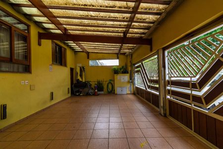 Casa à venda com 250m², 3 quartos e 4 vagasGaragem