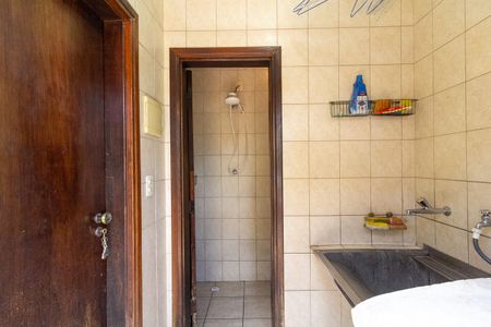 Casa à venda com 250m², 3 quartos e 4 vagasÁrea de Serviço