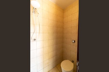 Casa à venda com 250m², 3 quartos e 4 vagasBanheiro de Serviço