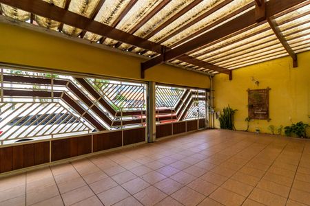 Casa à venda com 250m², 3 quartos e 4 vagasGaragem