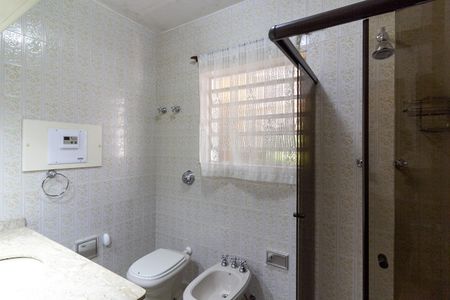 Casa à venda com 250m², 3 quartos e 4 vagasBanheiro Social