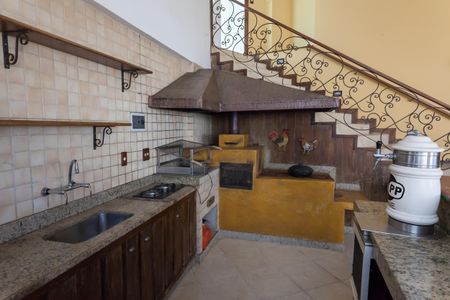 Casa de condomínio para alugar com 470m², 4 quartos e 5 vagasÁrea externa