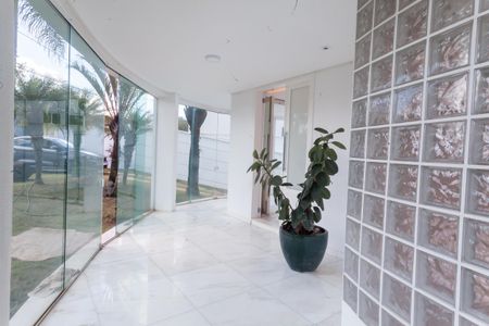 Casa de condomínio para alugar com 470m², 4 quartos e 5 vagasvaranda sala 