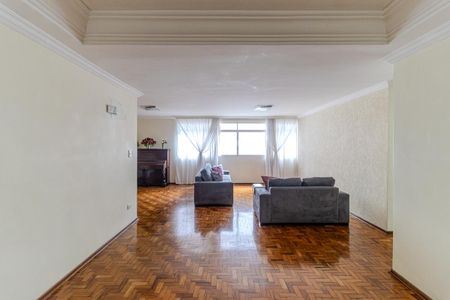 Apartamento à venda com 200m², 3 quartos e 1 vaga Apartamento à venda com 200m², 3 quartos e 1 vagaSala