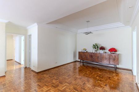 Apartamento à venda com 200m², 3 quartos e 1 vaga Apartamento à venda com 200m², 3 quartos e 1 vagaSala