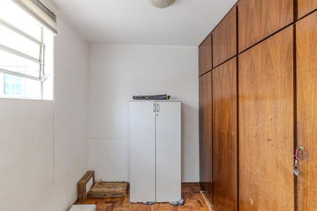 Apartamento à venda com 200m², 3 quartos e 1 vaga Apartamento à venda com 200m², 3 quartos e 1 vagaQuarto de Serviço