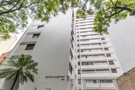 Apartamento à venda com 200m², 3 quartos e 1 vaga Apartamento à venda com 200m², 3 quartos e 1 vagaFachada