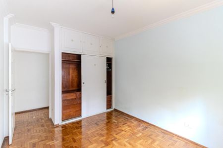 Apartamento à venda com 200m², 3 quartos e 1 vaga Apartamento à venda com 200m², 3 quartos e 1 vagaQuarto 1