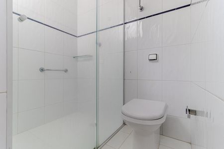 Apartamento à venda com 200m², 3 quartos e 1 vaga Apartamento à venda com 200m², 3 quartos e 1 vagaBanheiro Social