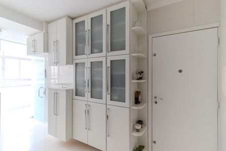 Apartamento à venda com 200m², 3 quartos e 1 vaga Apartamento à venda com 200m², 3 quartos e 1 vagaCozinha