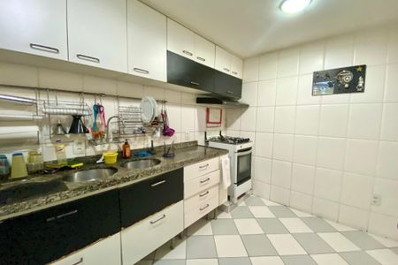 Apartamento à venda com 180m², 4 quartos e 1 vagaCozinha